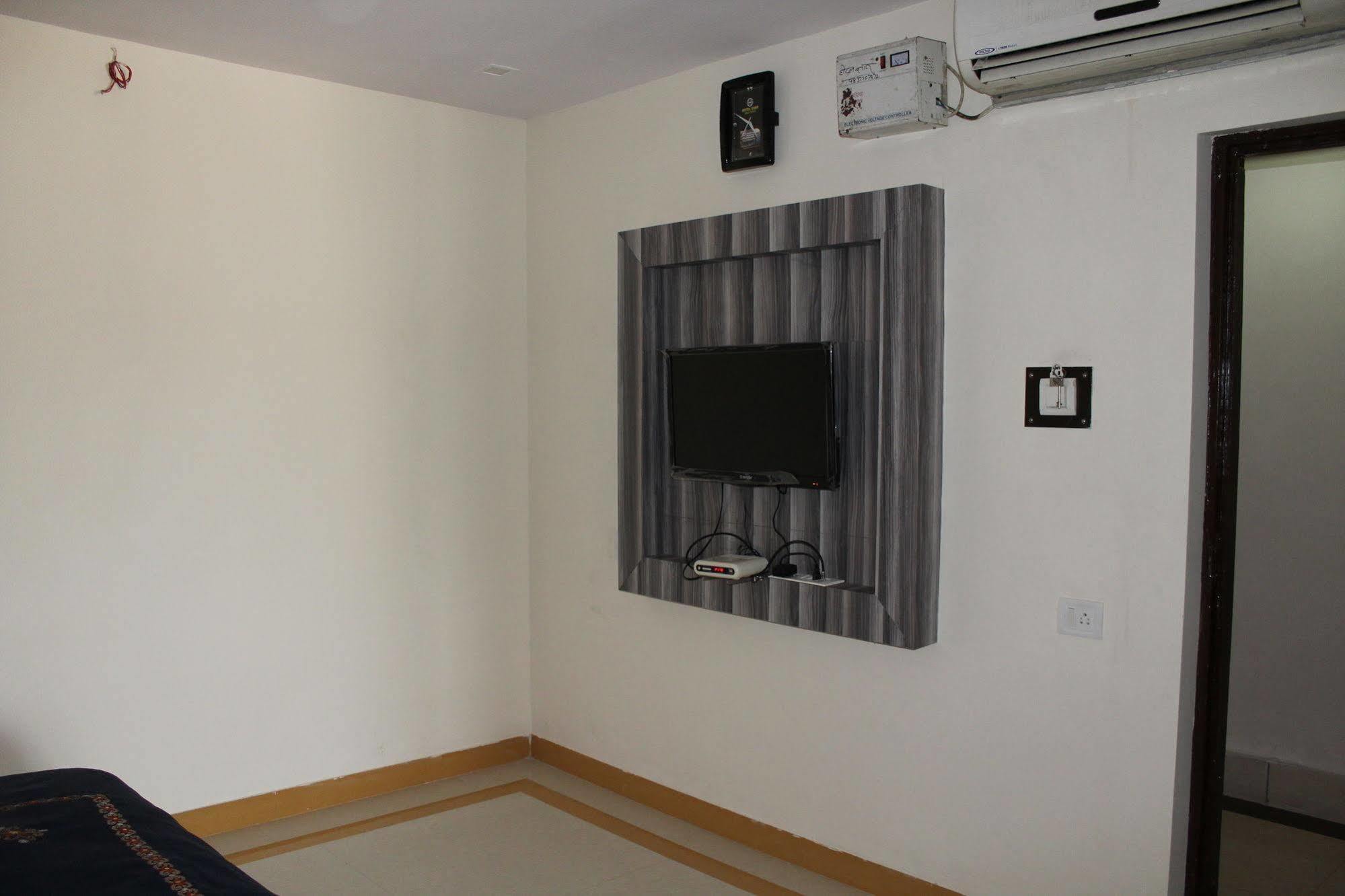 Hotel Gyan Haridwār Eksteriør bilde