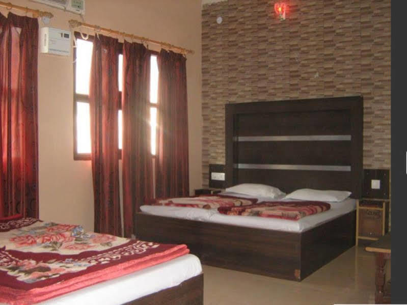 Hotel Gyan Haridwār Eksteriør bilde